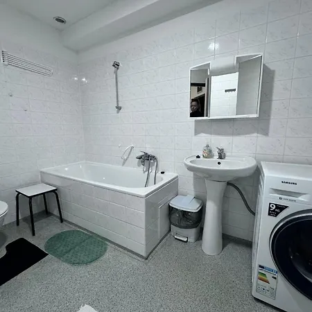 Lägenhetshotell 100 - Prasily