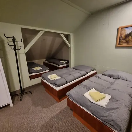 100 - Lägenhetshotell Prasily