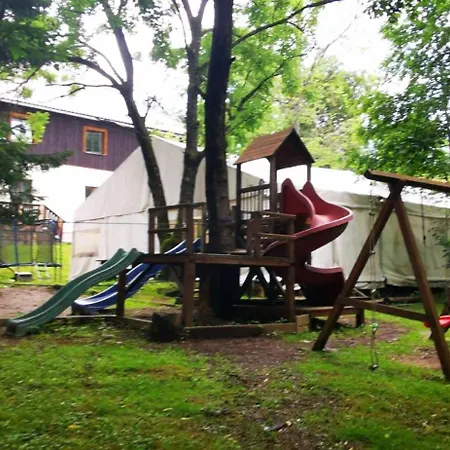 100 - Lägenhetshotell 3*