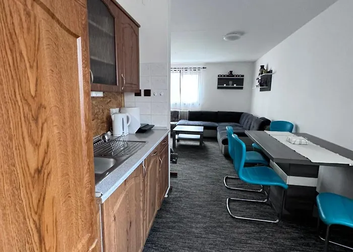 Aparthotel 100 - 3*