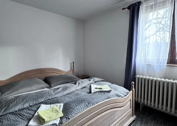 Aparthotel 100 -