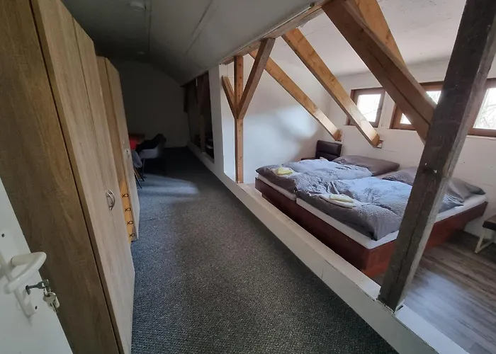 100 - Aparthotel 3*